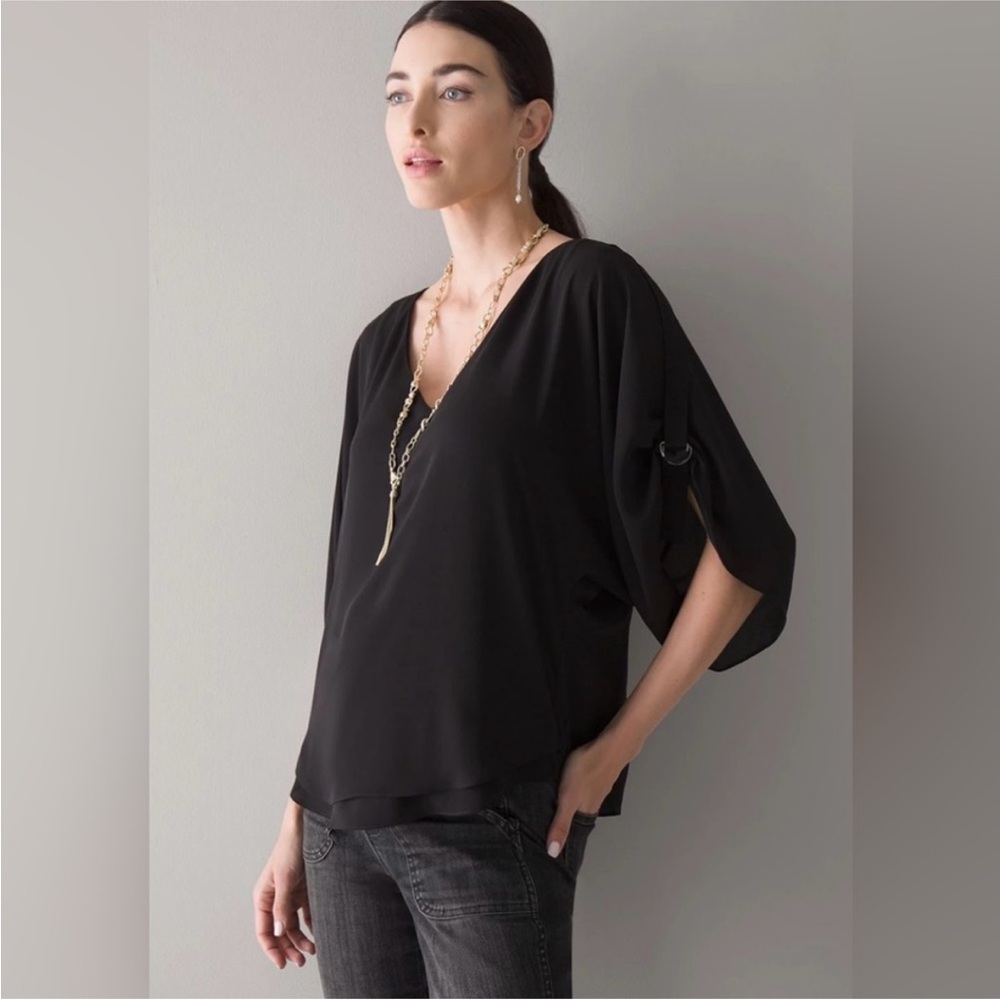 🆕 White House Black Market vneck D ring kimono in black size Large